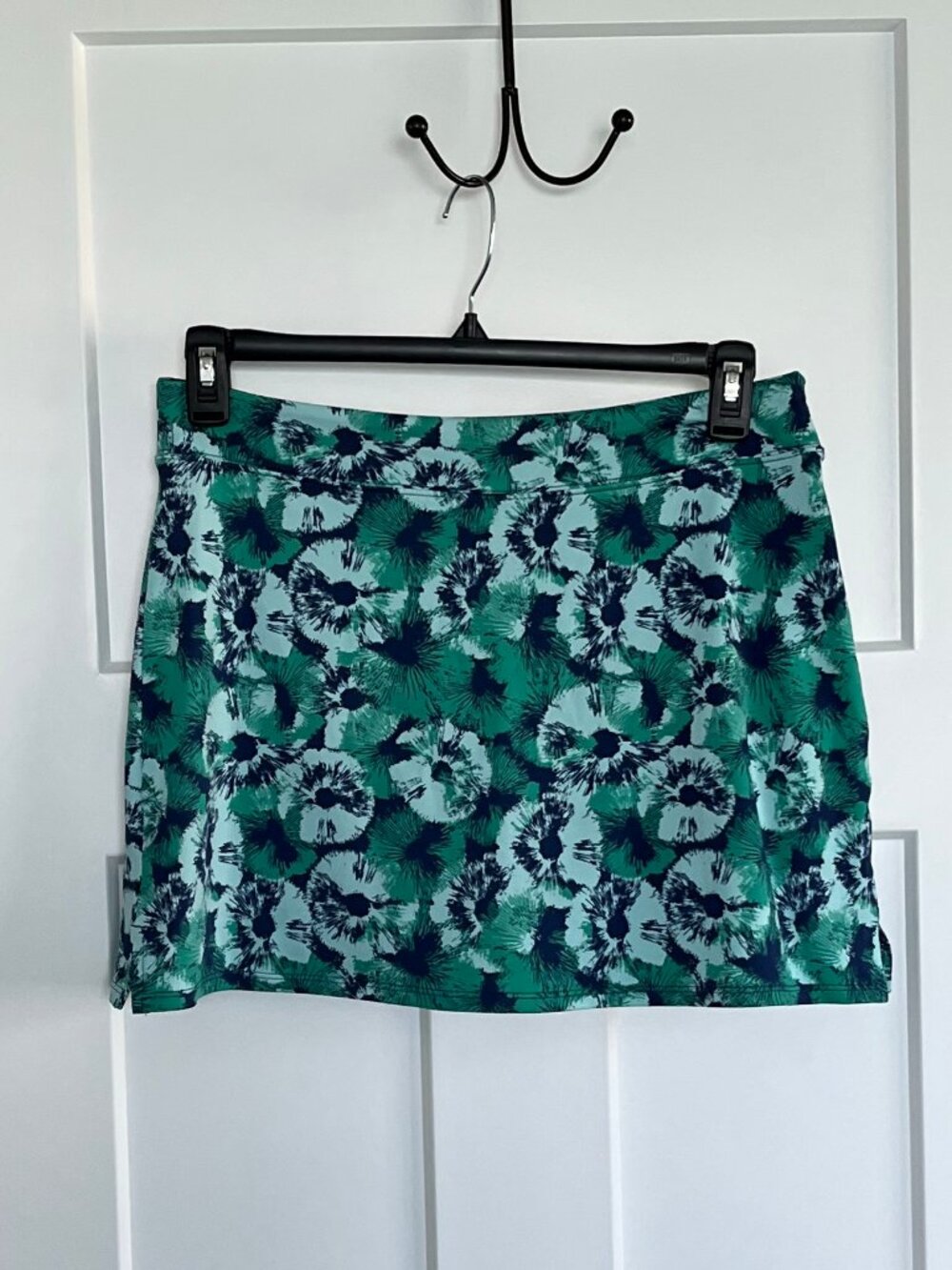 Tranquility Skort, Like New, Tropical Print, Size M